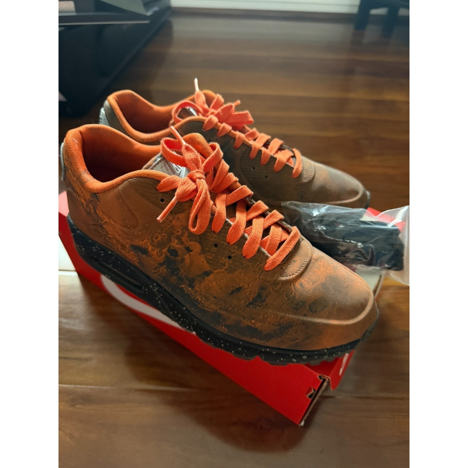 Nike Air Max 90 Qs Mars Landing Magma Orange Cd0920-600 Men's Size 7.5 Shoes